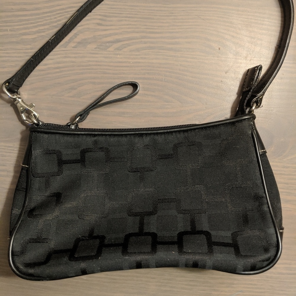 4/$30 Black Nine West Shoulder Bag